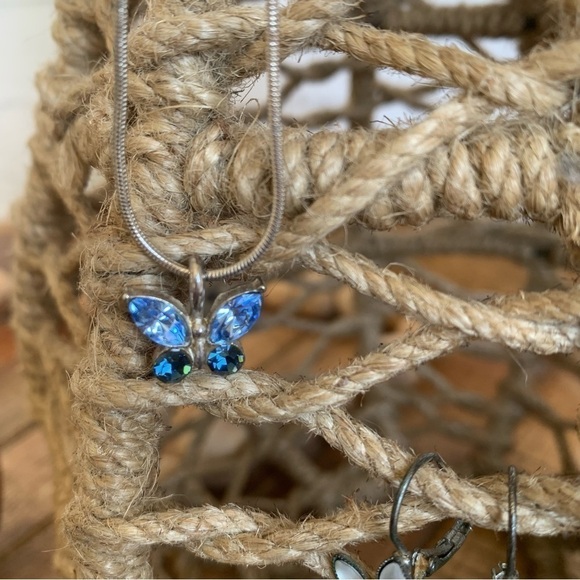 Flowers Fashion Jewelry Lot 7 Piece Necklaces, Earrings, Ring, Brooch - Picture 6 of 12